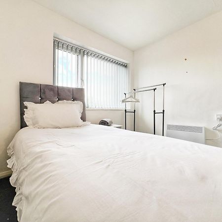 Rusholme Apartment - Sleeps 4 Mánchester Exterior foto